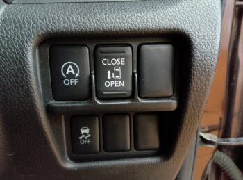 eKスペースカスタム Ｇ 純正ナビ・ＴＶ バックカメラ 4WD