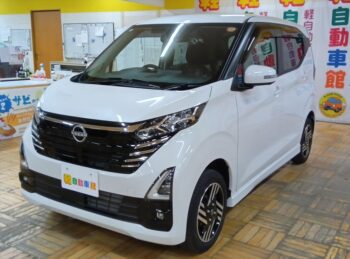 デイズ ハイウェイスターＸ　アラウンドビューモニター 4WD