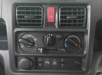 キャリイトラック KC エアコン・パワステ農繁仕様 未使用車 4WD