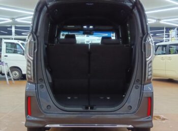 N-BOXカスタム Ｌ 後期型 純正ナビ・ＴＶ 4WD