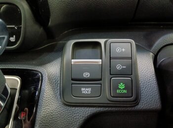 N-BOXカスタム Ｌ 後期型 純正ナビ・ＴＶ 4WD