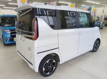 ルークス ハイウェイスターX プロパイロットエディション  純正ナビTVアラウンドビューモニター　4WD