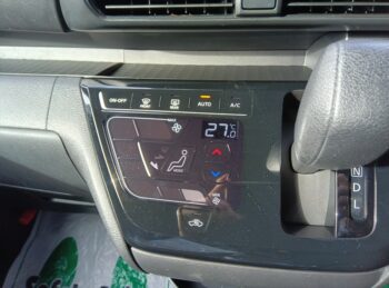 ルークス ハイウェイスターX 純正ナビTV