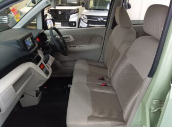 ステラ Ｇ　スマートアシスト　純正ナビＴＶ　バックカメラ　4ＷＤ