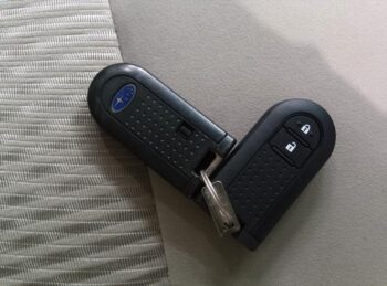 ステラ Ｇ　スマートアシスト　純正ナビＴＶ　バックカメラ　4ＷＤ