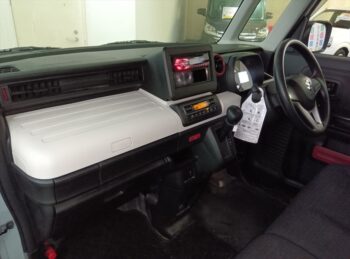 スペーシア ハイブリッドＧ　4ＷＤ