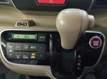 N-BOX+ G・Lパッケージ 福祉車両 車椅子仕様スローパー 純正ナビTV バックカメラ 4WD