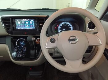 デイズルークス X　純正ナビTV　4WD