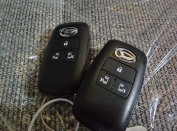 ムーヴキャンバス ストライプスＧターボ　純正9インチナビＴＶ　パノラマモニター 4WD