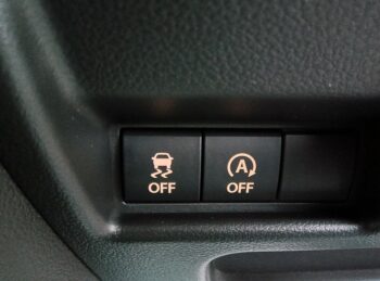 スペーシア ハイブリッドX 未使用車 4WD