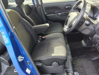 eKスペースカスタム Ｔ ターボ ｅアシスト 4WD