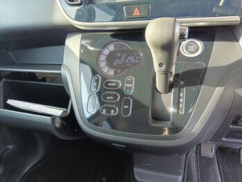 eKスペースカスタム Ｔ ターボ ｅアシスト 4WD