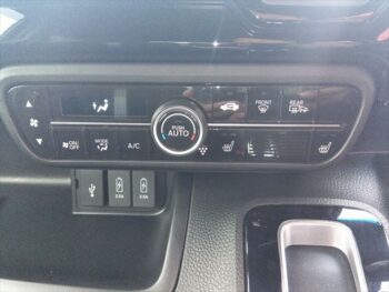 N-BOXカスタム Ｌ 後期型 4WD