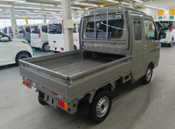 スーパーキャリイトラック X 未使用車 4WD