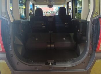 タント ファンクロス　純正ナビＴＶ　バックカメラ 4WD