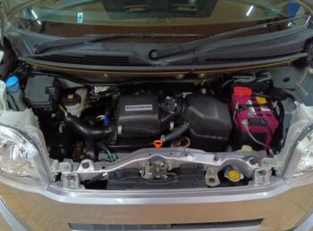 N-BOX Ｇ　ＳＳパッケージ　純正ナビＴＶ　バックカメラ 4WD