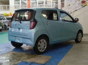 ミライース X　SAⅢ　バックカメラ付　4WD