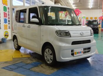 タント L　社外ナビTVバックカメラ　4WD