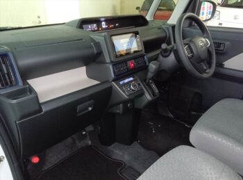 タント L　社外ナビTVバックカメラ　4WD