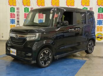 N-BOXカスタム G・EXターボ　4WD