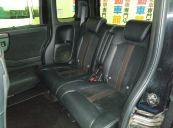 N-BOXカスタム G・EXターボ　4WD