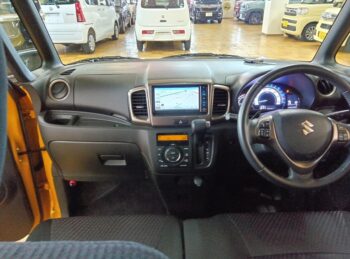 スペーシアカスタムZ ターボ　社外ナビTV 4WD