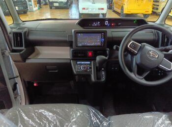 タント Ｌ　純正ナビＴＶ　バックカメラ 4WD