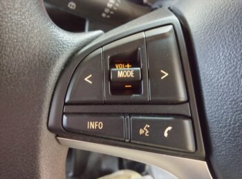 アルト Ｌ　バックアイカメラ　スズキコネクト  未使用車 4WD