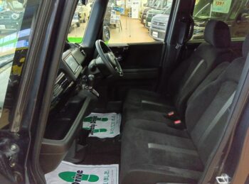 N-BOXカスタム Ｌ 後期型　純正ナビＴＶ・バックカメラ 4WD