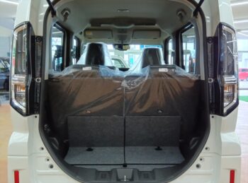 スペーシアカスタム ハイブリッドＸＳ　全方位モニター付純正ナビＴＶ スズキコネクト 未使用車  4WD