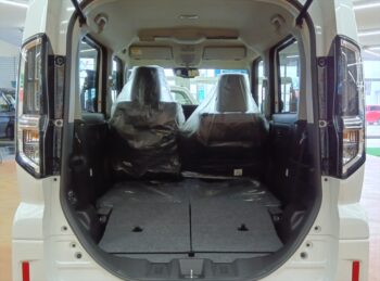 スペーシアカスタム ハイブリッドＸＳ　全方位モニター付純正ナビＴＶ スズキコネクト 未使用車  4WD