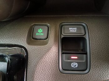 N-WGN Ｌホンダセンシング　純正ナビ・バックカメラ 4WD