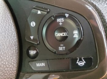 N-WGN Ｌホンダセンシング　純正ナビ・バックカメラ 4WD