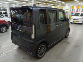 N-BOXカスタム ターボ ナビTV バックカメラ 4WD