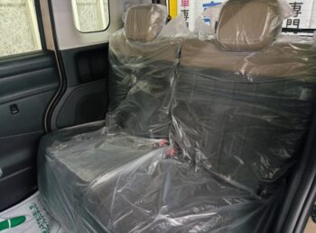 デリカミニ T プレミアム デリマルパッケージ ターボ 届出済未使用車 4WD