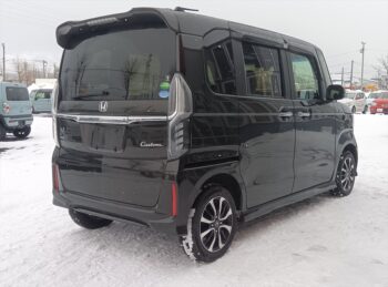 N-BOXカスタム Ｇ・Ｌ ホンダセンシング 社外ナビ・バックカメラ 4WD
