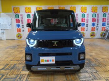 デリカミニ T プレミアム デリマルパッケージ  4WD　ターボ　届出済未使用車