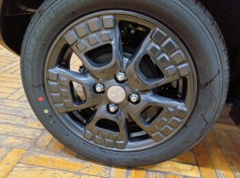 デリカミニ T プレミアム デリマルパッケージ  4WD　ターボ　届出済未使用車