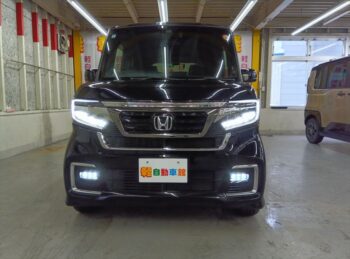 N-BOXカスタム L ターボ 純正ナビTV 後期型 4WD