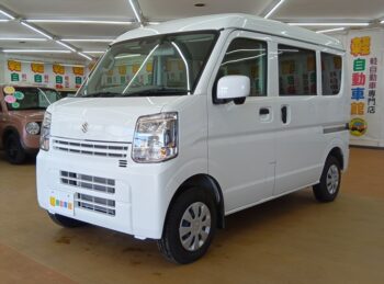 エブリイバン ＰＣ６型 純正バックアイカメラ付ディスプレイオーディオ  未使用車 4WD