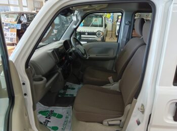 エブリイバン ＰＣ６型 純正バックアイカメラ付ディスプレイオーディオ  未使用車 4WD