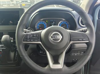 デイズ ハイウェイスターG ターボ アラウンドビューモニター