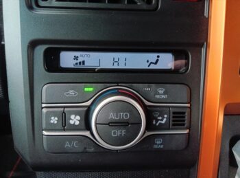 タフト Ｇ 純正ナビＴＶ バックカメラ 未使用車