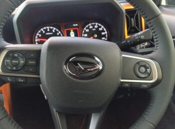 タフト Ｇ 純正ナビＴＶ バックカメラ 未使用車