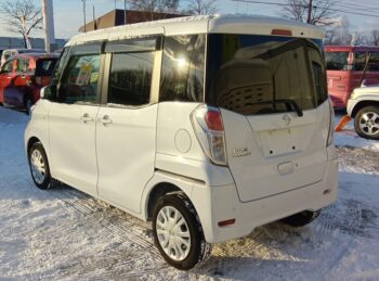 デイズルークス X ナビ アラウンドビューモニター 4WD