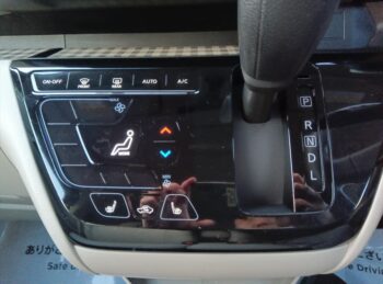 eKスペース Ｇ 純正９インチナビＴＶ アラウンドモニター・ハンズフリースライド