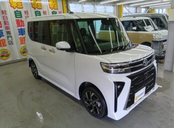 タントカスタム X パノラマモニターカメラ 未使用車 4WD