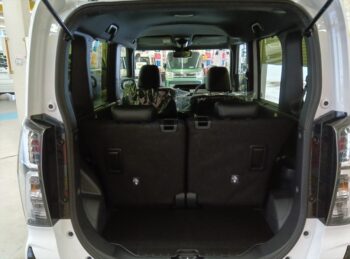 タントカスタム X パノラマモニターカメラ 未使用車 4WD