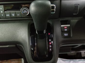 N-BOXカスタム スロープ 福祉車両車椅子仕様 純正ナビTV 4WD