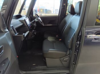 タントカスタム X　純正ナビTV・パノラマビューモニター　4WD